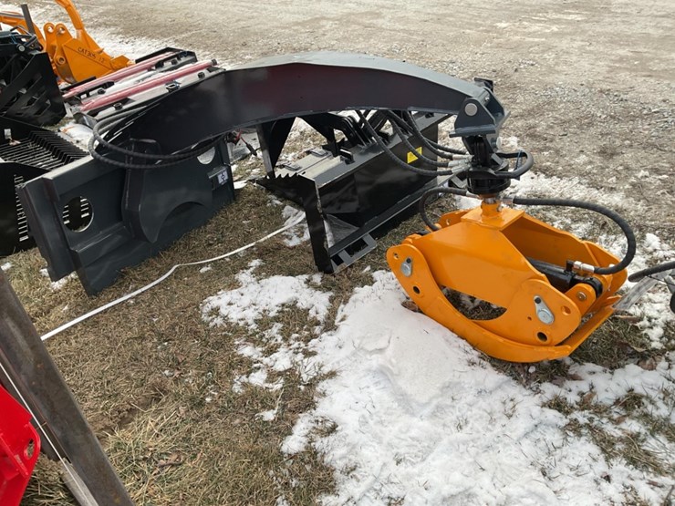 giy-gy-rg63-skid-steer-rotating-gripper,-63"-arm,-2200-lbs-capacity-image-1