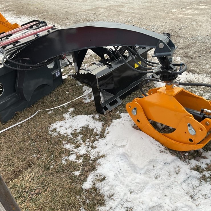 GIY GY-RG63 Skid Steer Rotating Gripper, 63" Arm, 2200 lbs Capacity