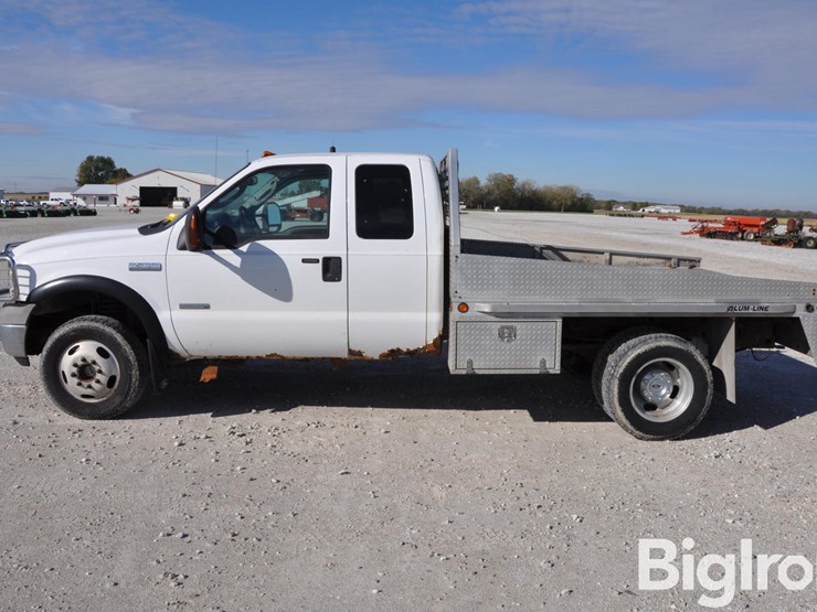 2005-ford-f350-image-8
