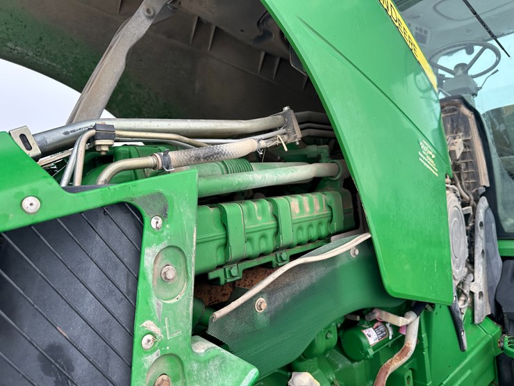 2012-john-deere-8310r-image-41