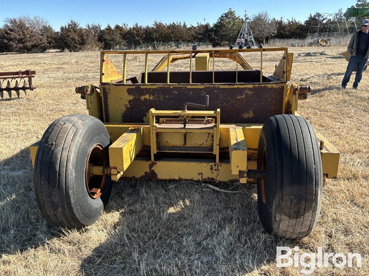 soilmover-75rf-pull-type-scraper-image-6