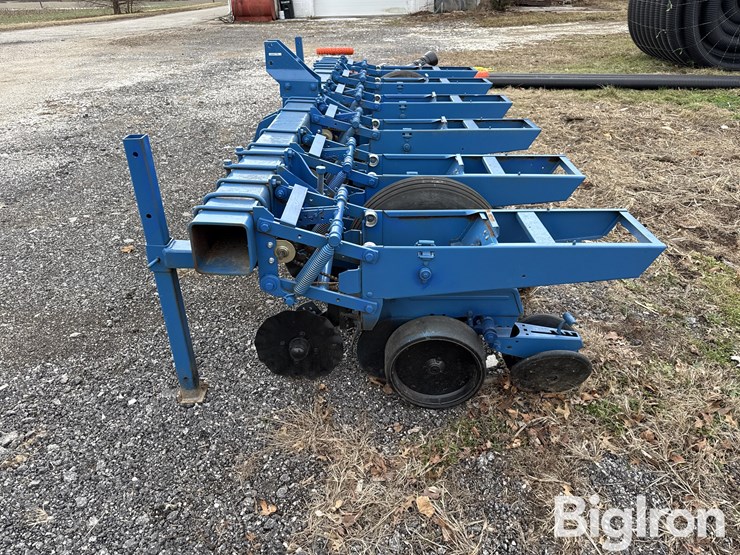 john-deere-7000-image-8