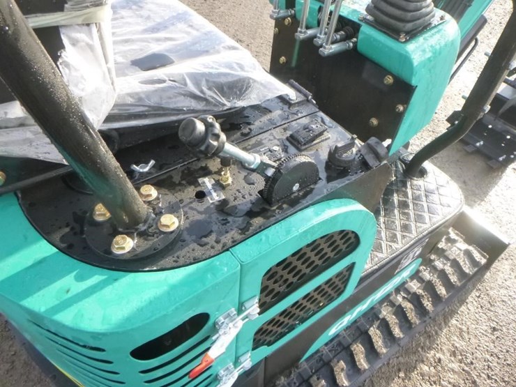 agt-qh12r-hydraulic-excavator-image-23