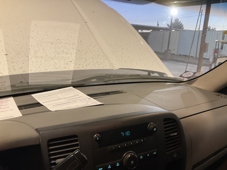 2012-chevrolet-silverado-1500-image-18