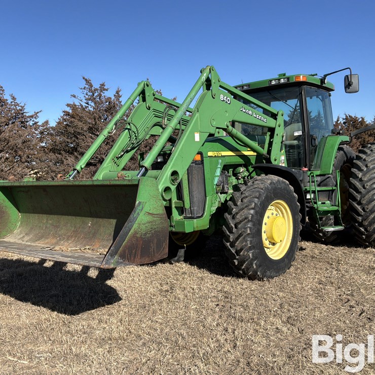 2001 JOHN DEERE 8410