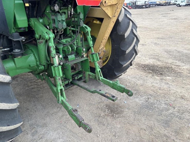 2003-john-deere-7220-image-9