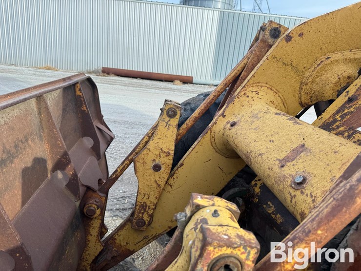 1980-caterpillar-930-image-16