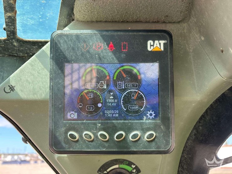 2023-caterpillar-259d3-image-7