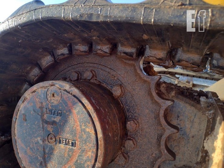 2013-deere-35d-image-36