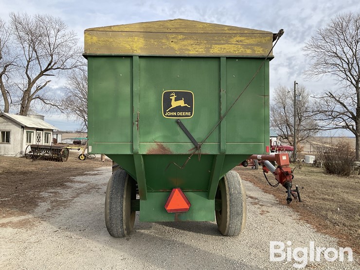 john-deere-400-image-6