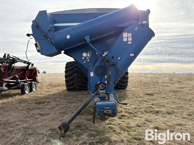 2009-kinze-1050-image-2