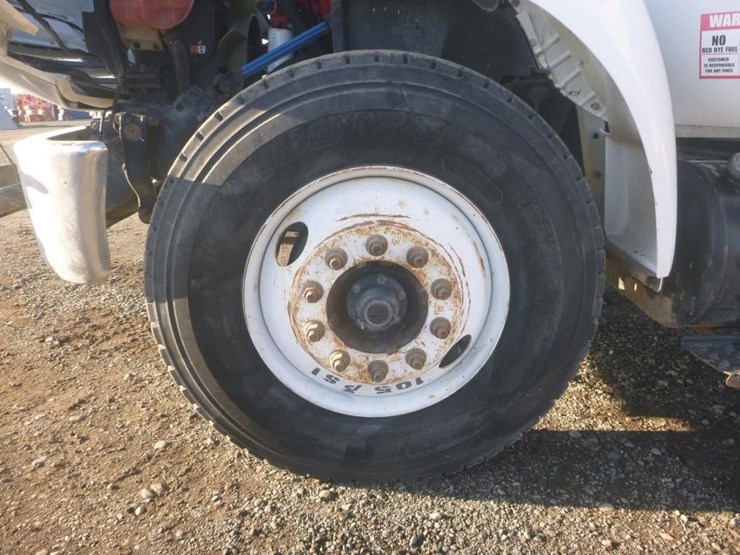 2015-ford-f750-image-19