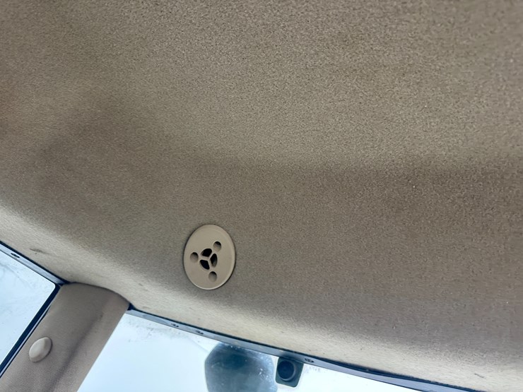 john-deere-8330-image-64