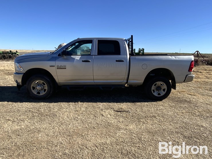 2015-dodge-2500-image-8