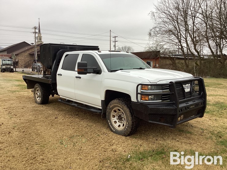 2016-chevrolet-3500-image-3