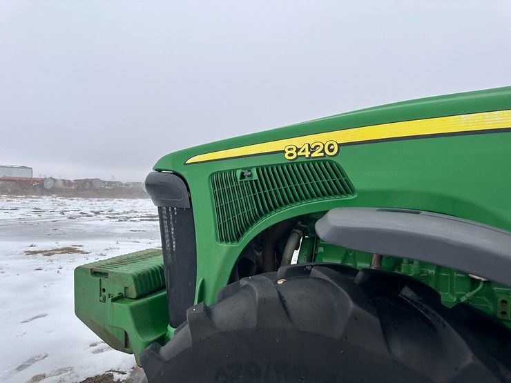 2004-john-deere-8420-image-28