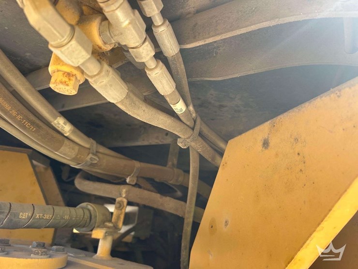 2012-caterpillar-924k-image-19