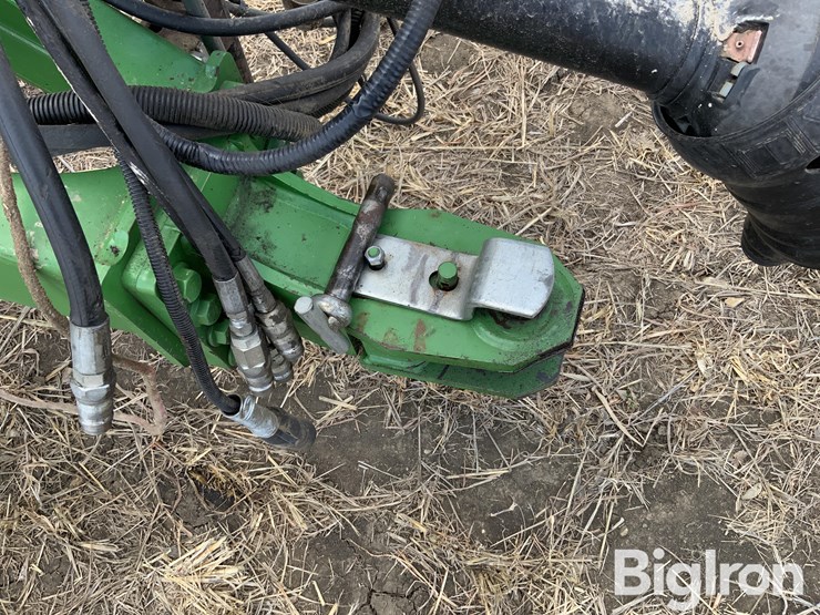 2015-john-deere-469-image-11