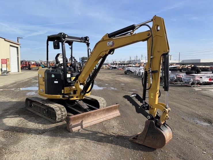 2022-caterpillar-303.5-image-2