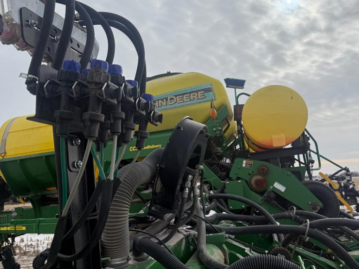 2003-john-deere-1790-ccs-image-16