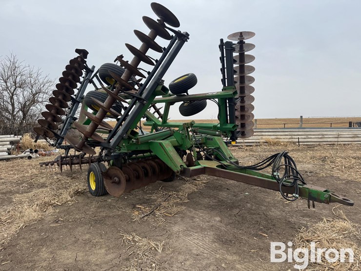 john-deere-630-image-8