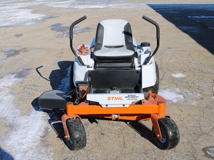 #4128-•-stihl-rz142-zero-turn-mower-image-5