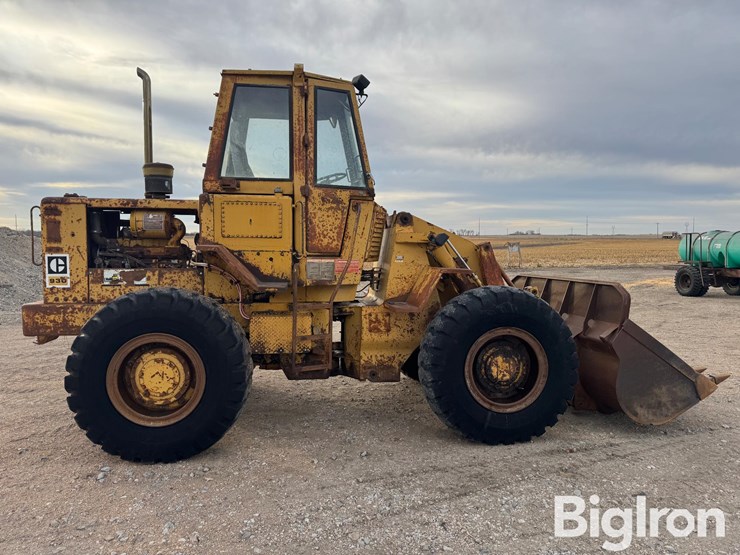 1980-caterpillar-930-image-4