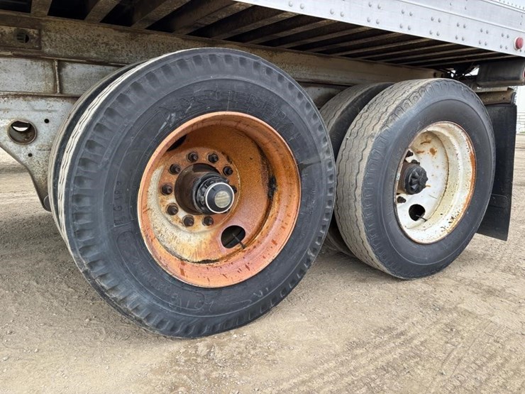 1982-fruehauf-van-image-13