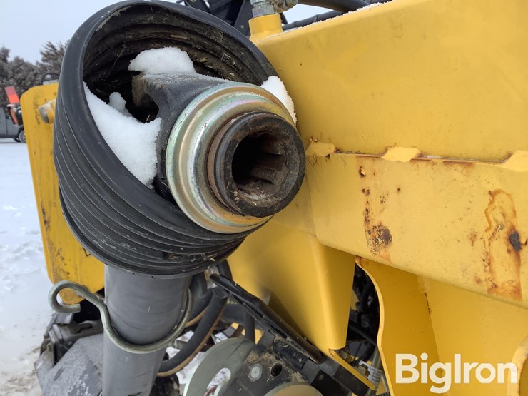 2014-new-holland-880cf-30-image-9