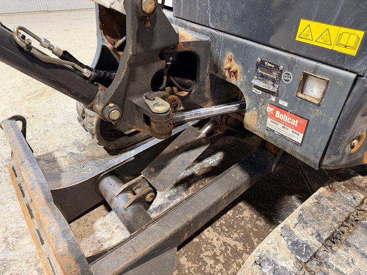 2023-bobcat-e35-image-12