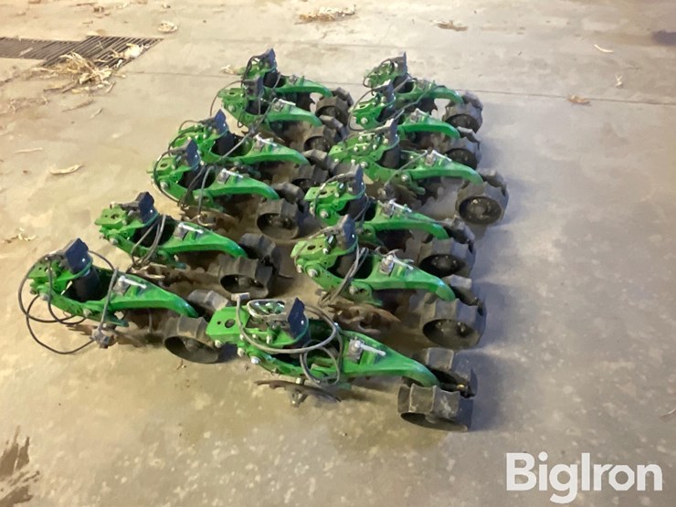 john-deere-1775-image-8