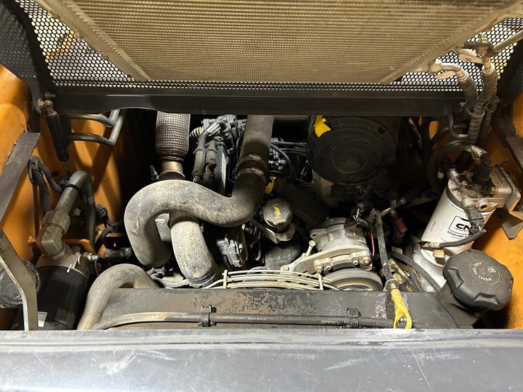 2020-case-sr240b-image-14