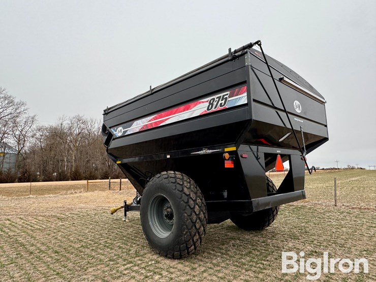 2020-j&m-875-image-7