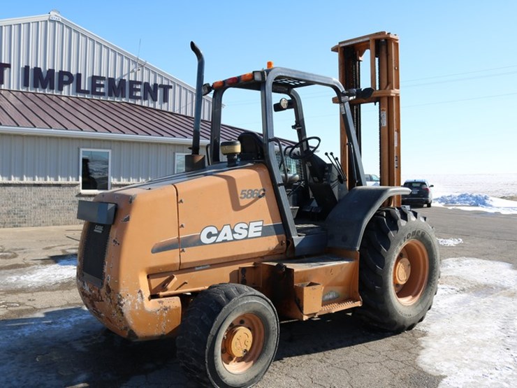 2006-case-586g-image-2