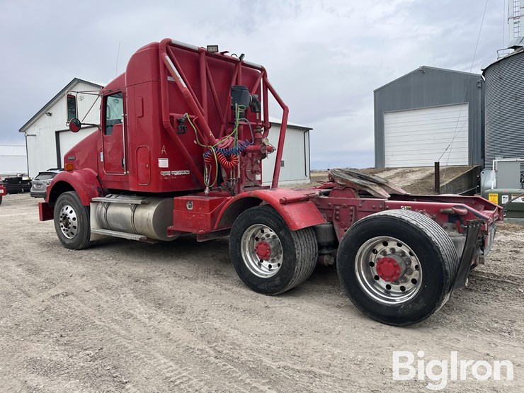 2012-kenworth-t800-image-7