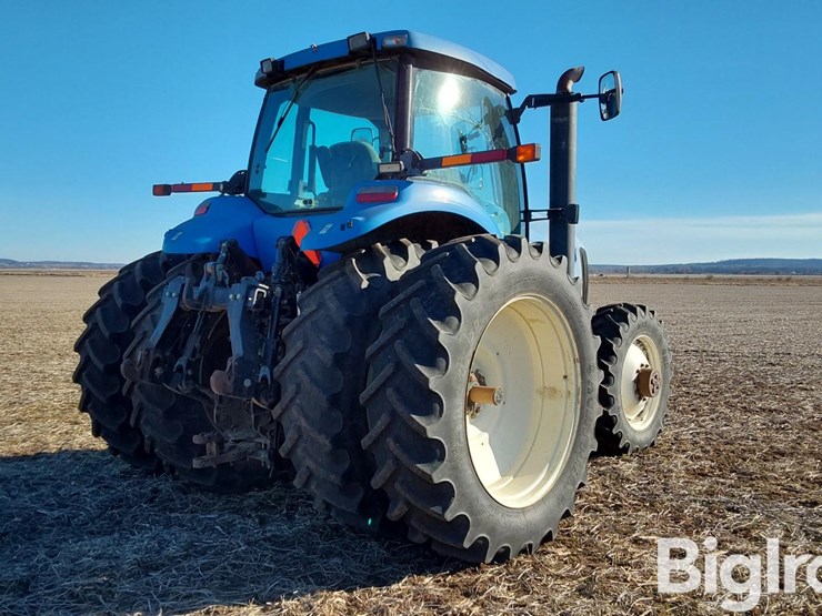 2007-new-holland-t8010-image-5