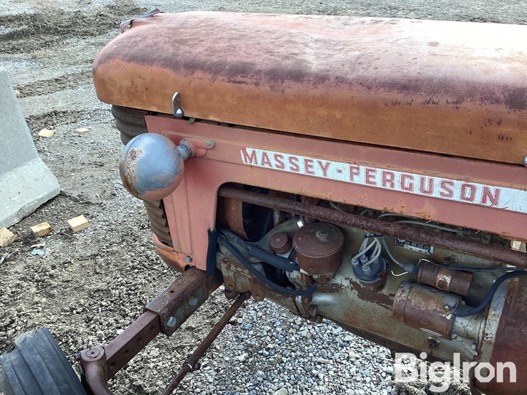 1958-massey-ferguson-65-image-10