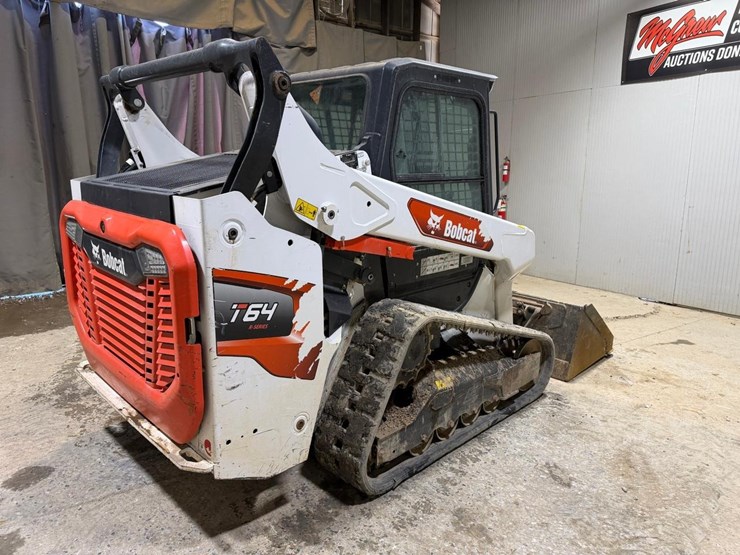 2020-bobcat-t64-image-5