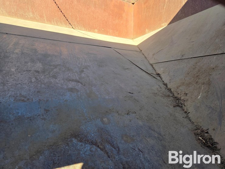 m&w-gravity-wagon-image-12