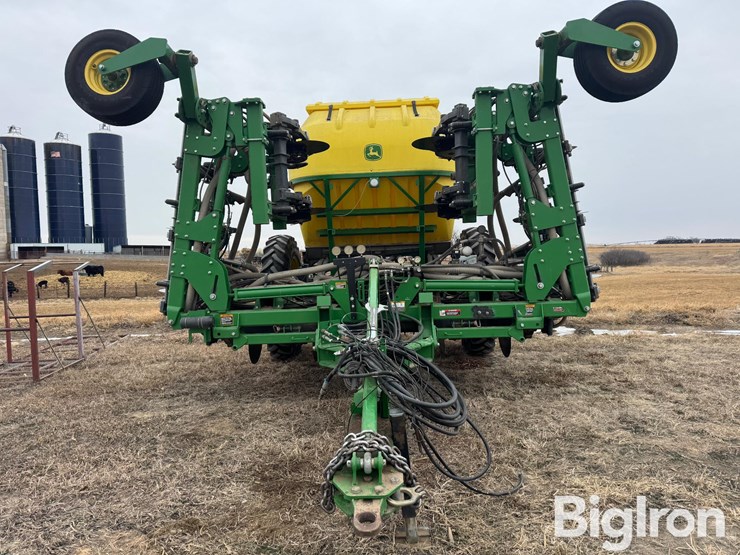 2016-john-deere-2510h-image-8