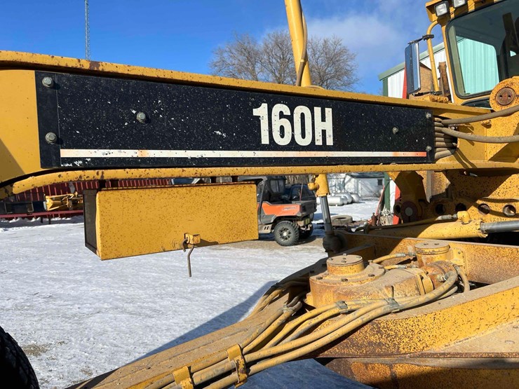 2007-caterpillar-160h-image-16