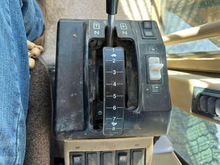 2007-caterpillar-160h-image-66