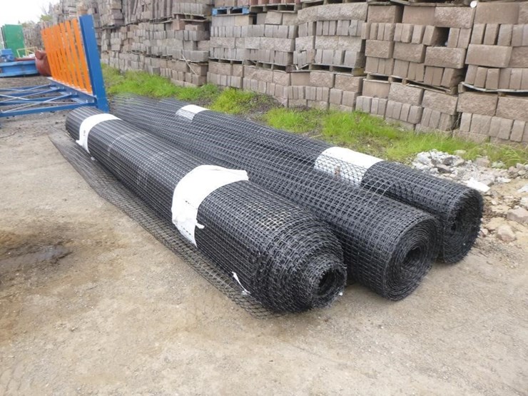 151"-black-geogrid-underlayment-image-4