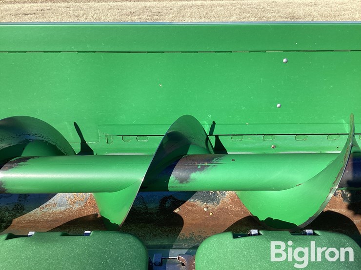 2022-john-deere-c16r-image-12