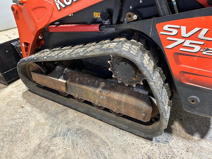 2016-kubota-svl75-2-image-17