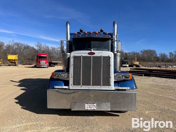2002-peterbilt-379-image-2