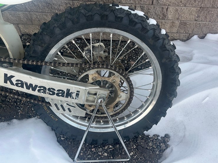 2001-kawasaki-kx250-dirt-bike-image-3