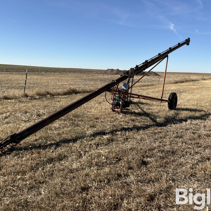 Speed King Hi-Angle Grain Auger