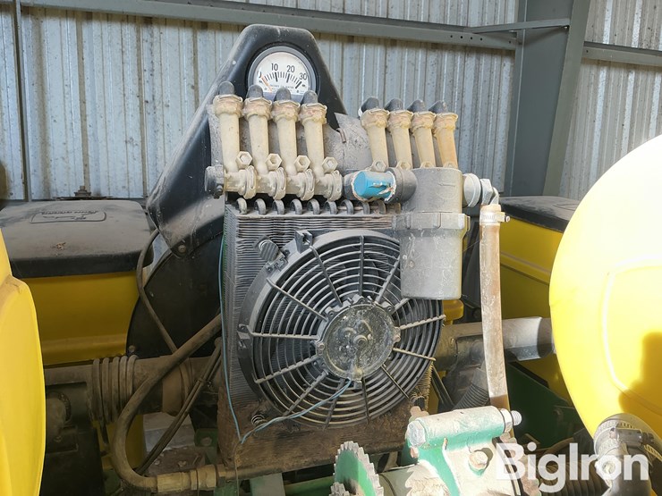 2000-john-deere-1750-image-12