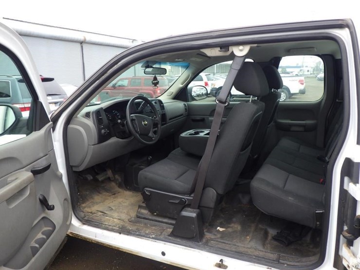 2013-chevrolet-1500-image-6